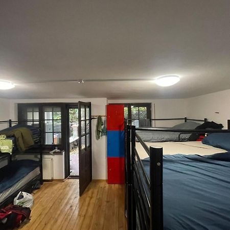 Eden Life Hostel วอร์ซอ ภายนอก รูปภาพ